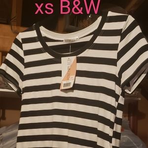 XS black and white stripe Dixon tee